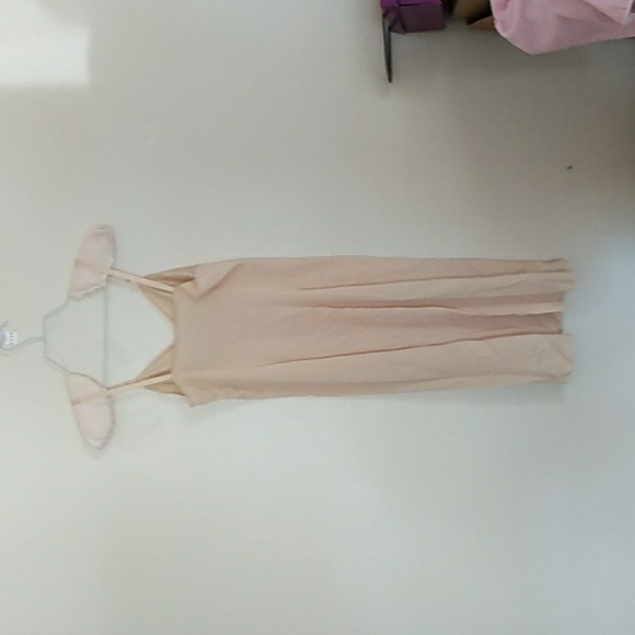 Vanity Fair Slip Size 32 - Picture 2 of 8